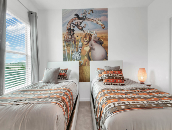 Elegant Villa Near Disney - Perfect Family Getaway